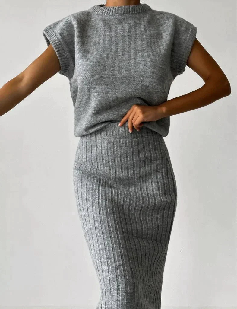 Ribbed Midi Tube Skirt
