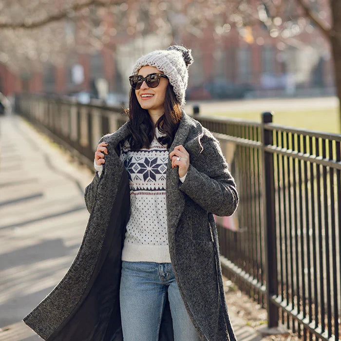 Women's sweater