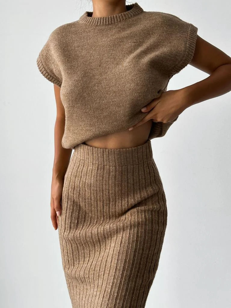 Ribbed Midi Tube Skirt