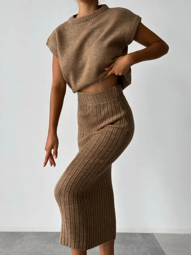 Ribbed Midi Tube Skirt