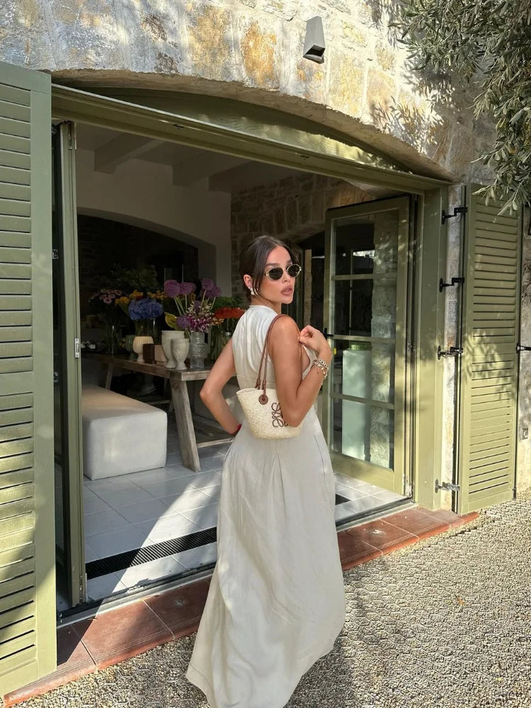 Women's Sleeveless Zip-Front Maxi Dress with Pleated Skirt