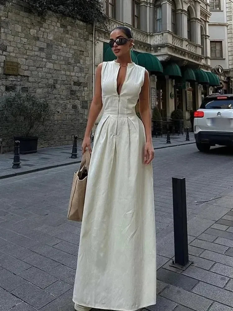 Women's Sleeveless Zip-Front Maxi Dress with Pleated Skirt