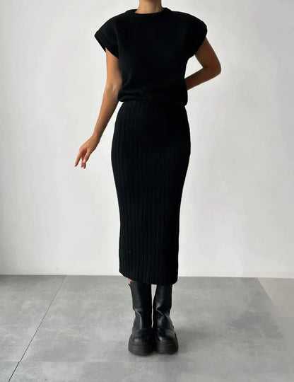 Ribbed Midi Tube Skirt
