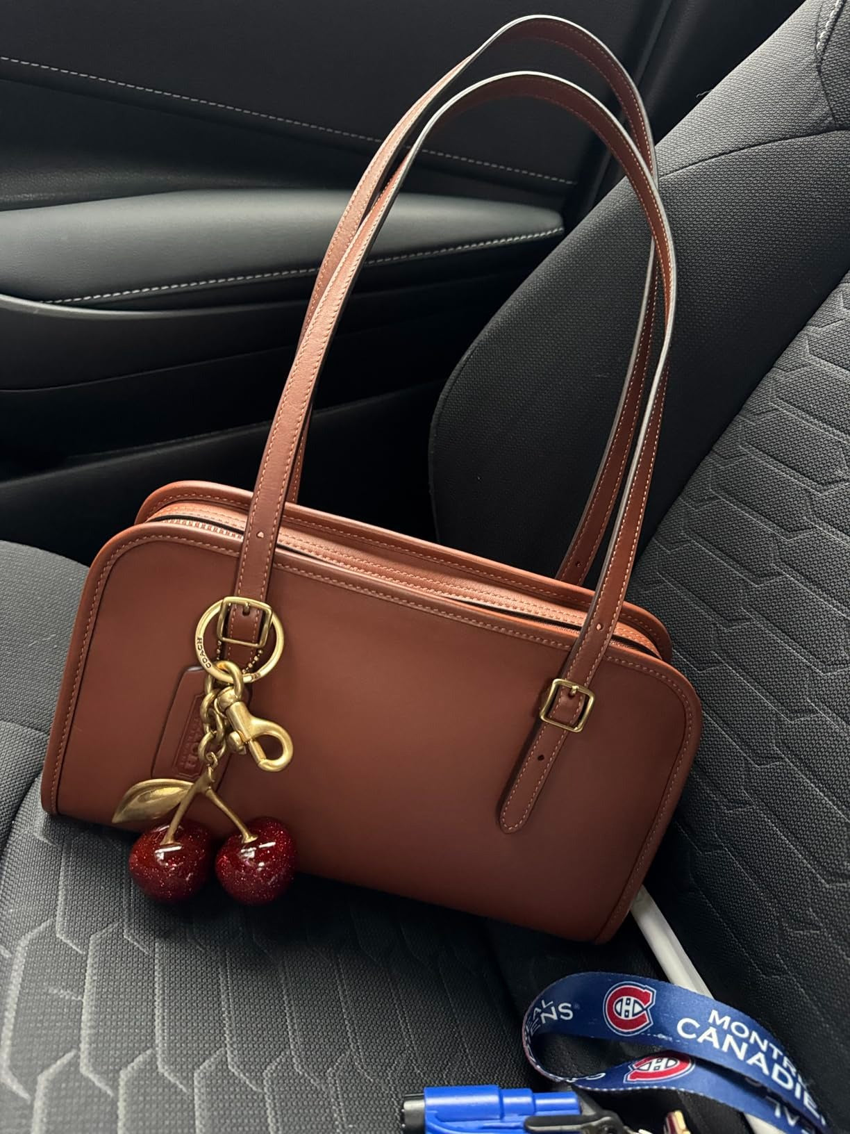 Box-Edge Rectangular Shoulder Bag